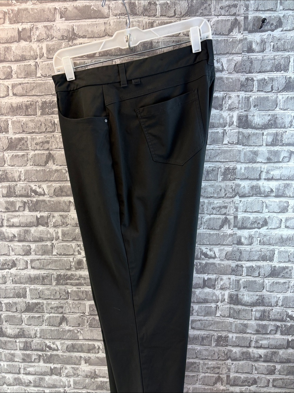 VRST
Men's Black‎ Chico Dress Pants